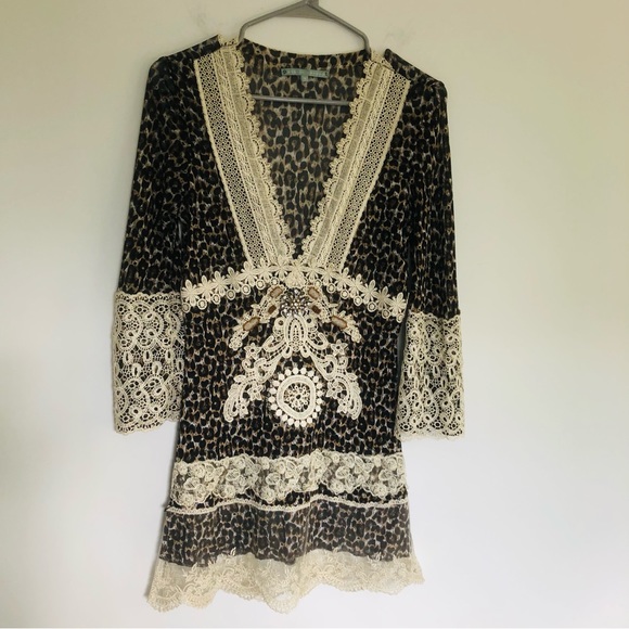 Passion Concept Vintage Style Top in Leopard Print - Picture 1 of 8